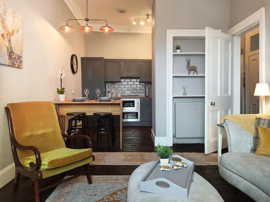 Beautiful Georgian New Town 2 Bed Apartment Edynburg Zewnętrze zdjęcie